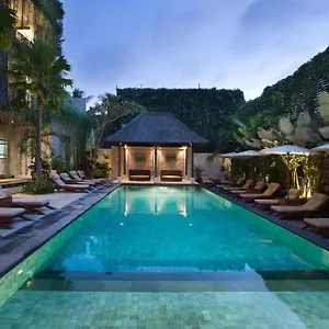 ubud-village-hotel.ubudhotelsnow.com/