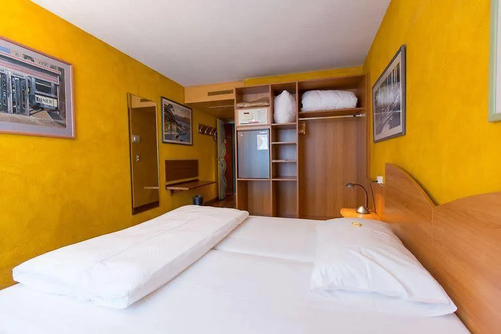 Hotel California Zürich Schweiz